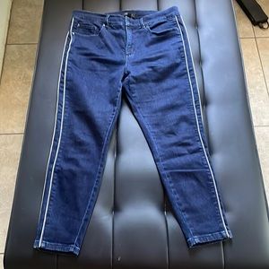 Ann Taylor skinny jeans dark wash silver cord on side seams size 12p